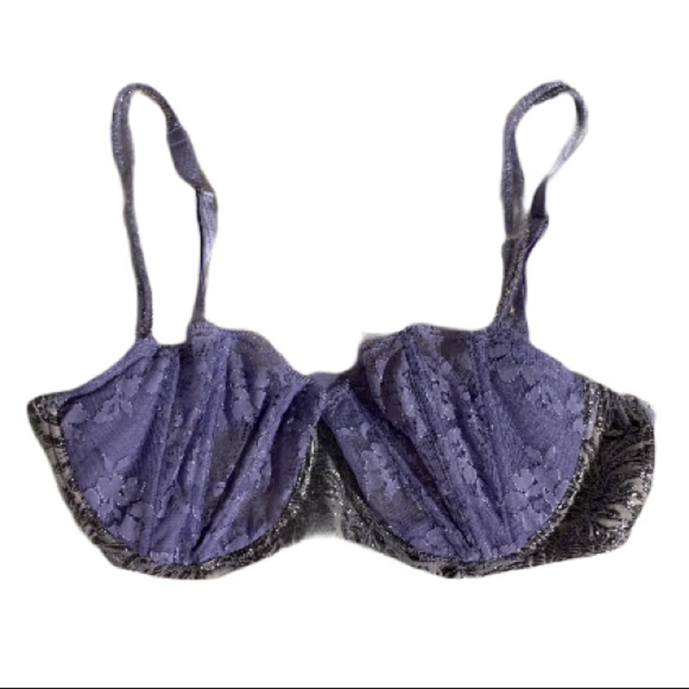 3/$35🌻 Victoria’s Secret Dream Angles Push Up Bra